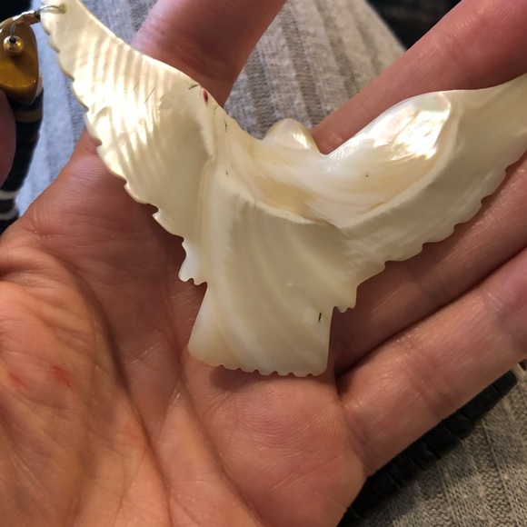 Vintage pearl eagle heishi bead necklace - Picture 4 of 7